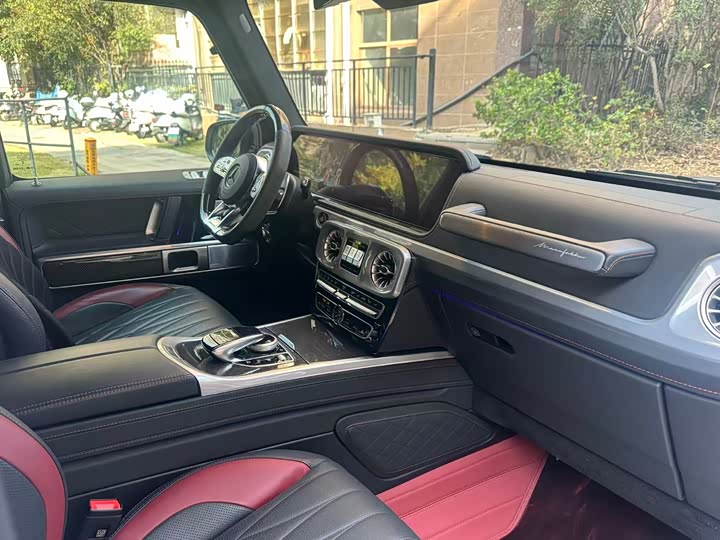 Фото 3 - Mercedes-Benz G-Class AMG