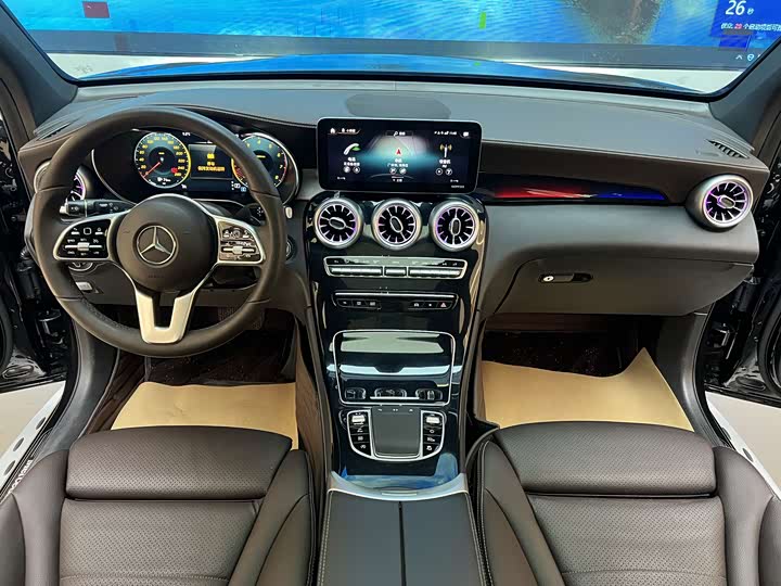 Фото 9 - Mercedes-Benz GLC-Class