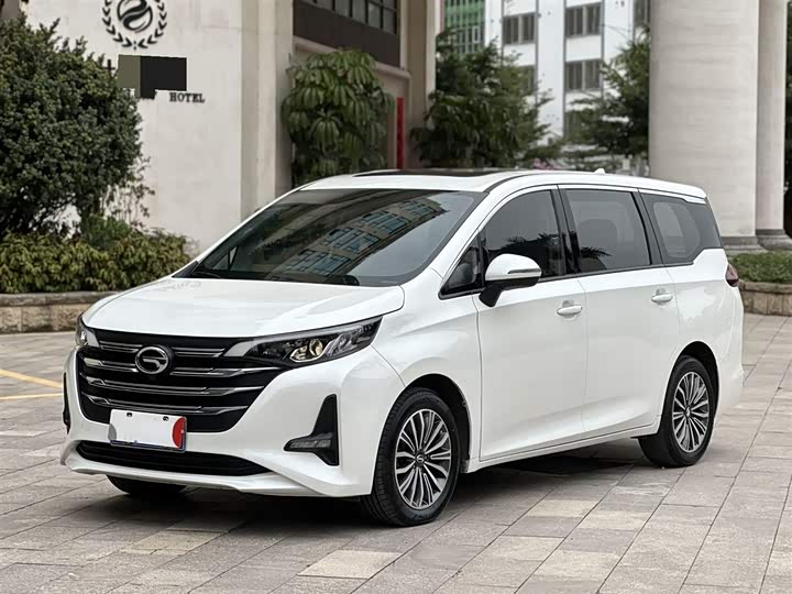 Фото 1 - GAC Trumpchi M6