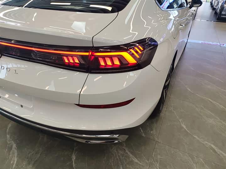 Фото 8 - Volkswagen Lamando L