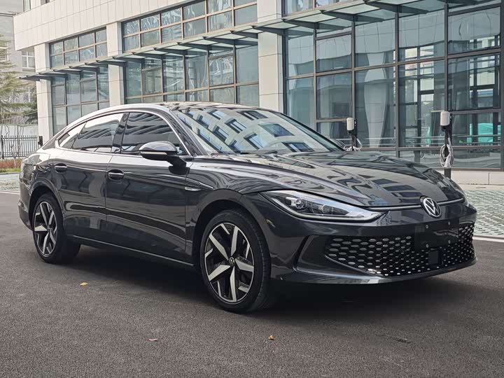 Фото 3 - Volkswagen Lamando L