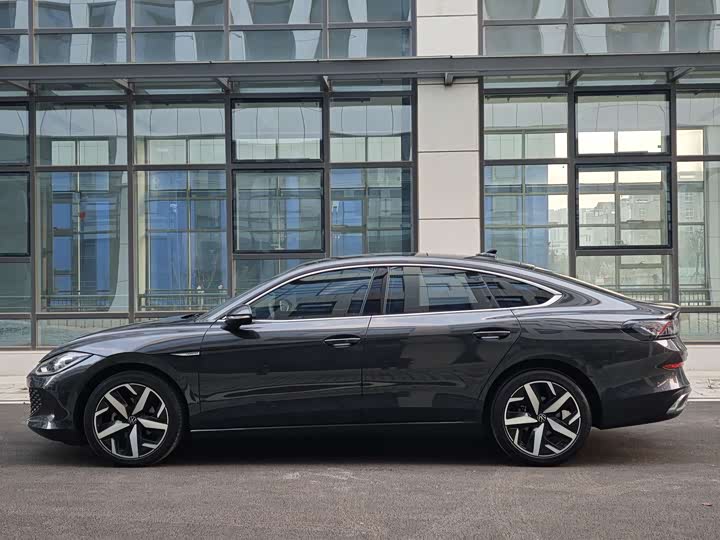 Фото 7 - Volkswagen Lamando L