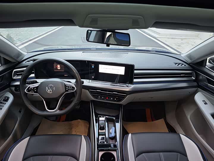 Фото 9 - Volkswagen Lamando L