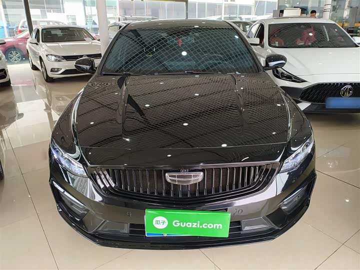 Фото 3 - Geely Preface