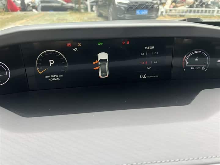 Фото 3 - Changan UNI-V