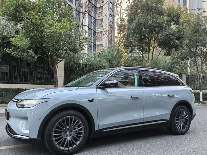 Фото 1 - Leapmotor C11