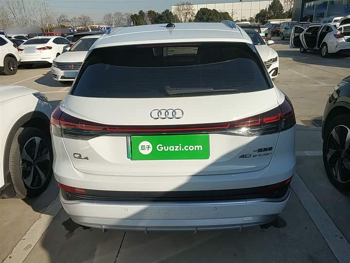 Фото 6 - Audi Q4 e-tron