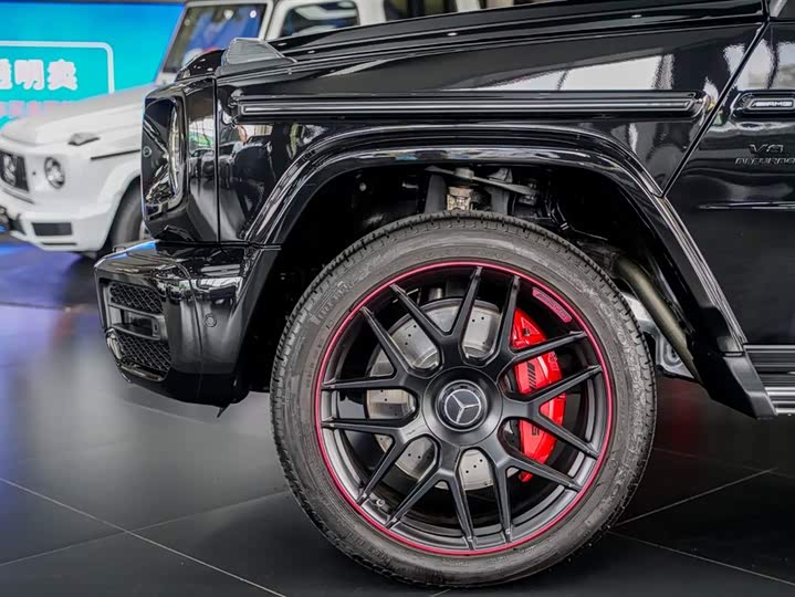 Фото 6 - Mercedes-Benz G-Class AMG