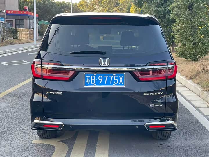 Фото 5 - Honda Odyssey