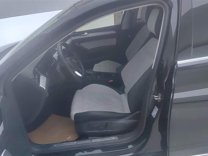 Фото 9 - Volkswagen Magotan