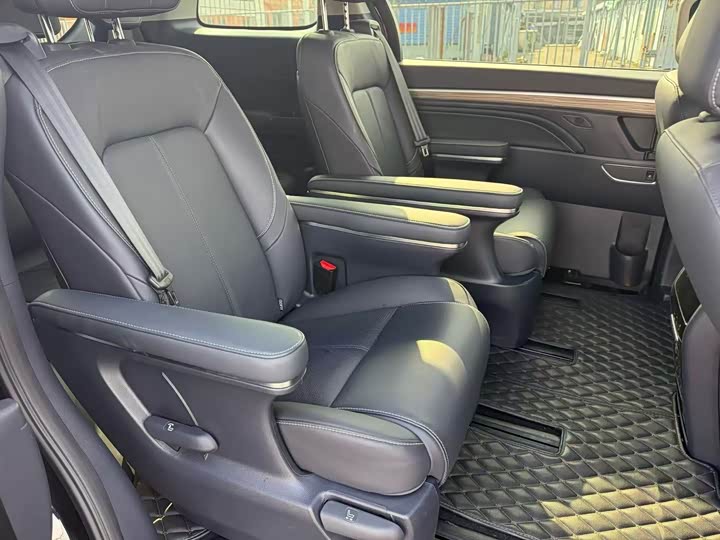 Фото 6 - GAC Trumpchi M8