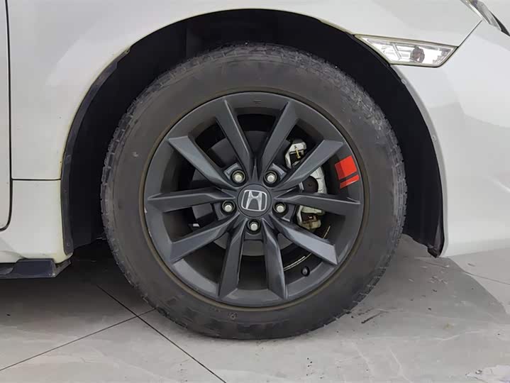 Фото 6 - Honda Civic