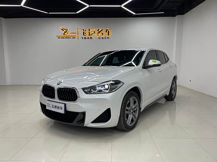 Фото 1 - BMW X2
