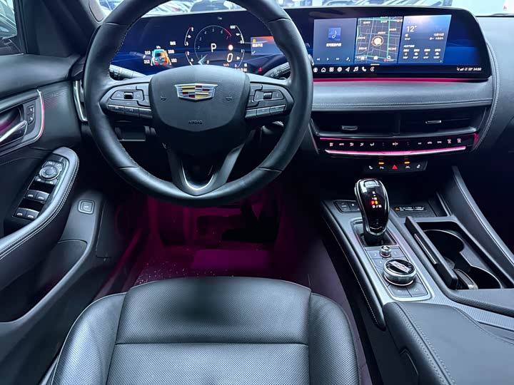 Фото 6 - Cadillac CT5