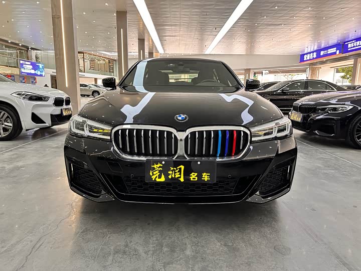 Фото 2 - BMW 5 Series