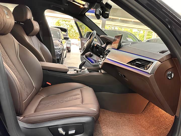 Фото 6 - BMW 5 Series