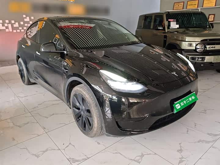 Фото 4 - Tesla Model Y