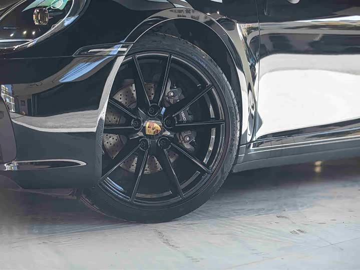 Фото 5 - Porsche 911