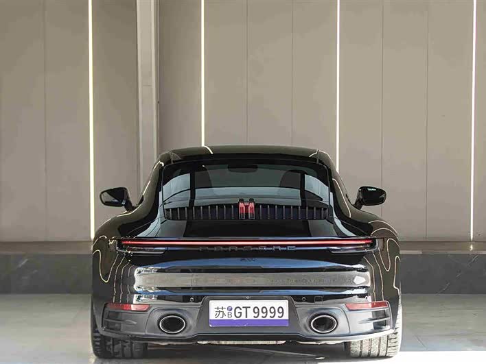 Фото 9 - Porsche 911