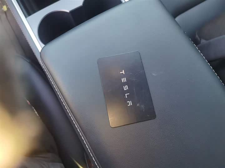 Фото 9 - Tesla Model Y
