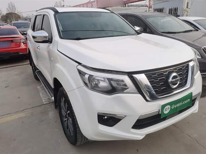 Фото 4 - Nissan Terra