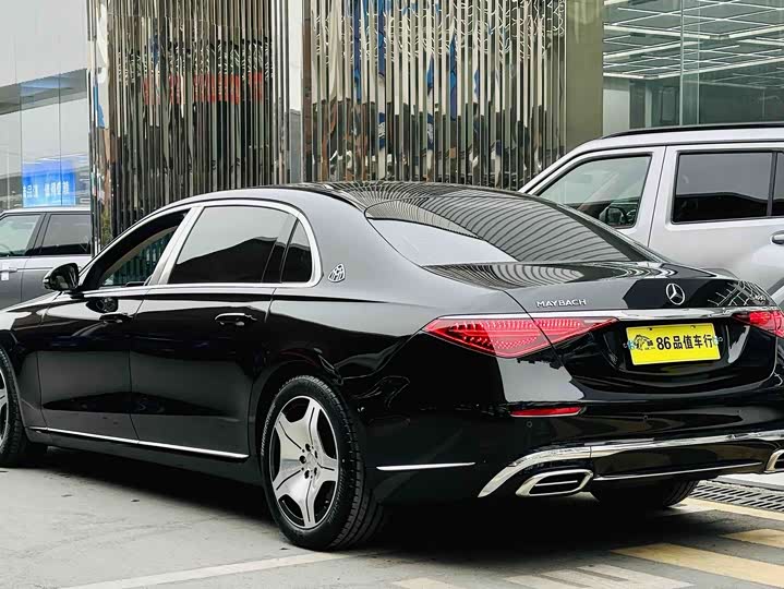 Фото 4 - Mercedes-Benz Maybach S-Class