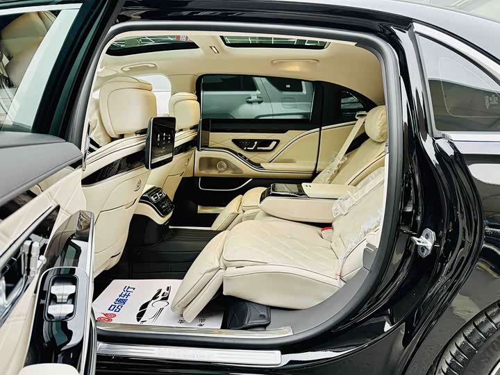 Фото 7 - Mercedes-Benz Maybach S-Class