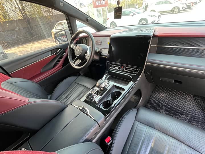 Фото 8 - GAC Trumpchi M8