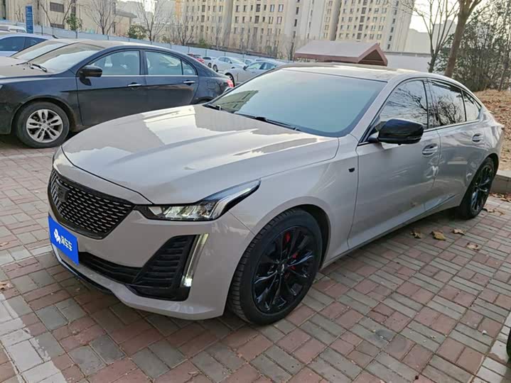 Фото 1 - Cadillac CT5