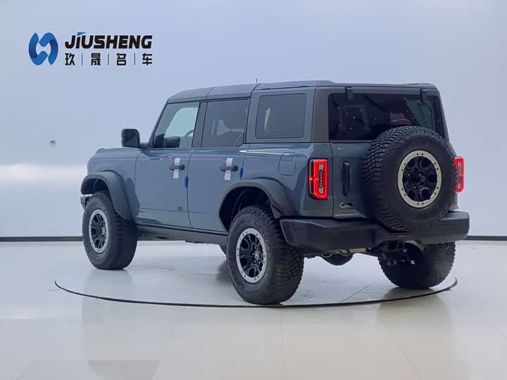 Фото 7 - Ford Bronco