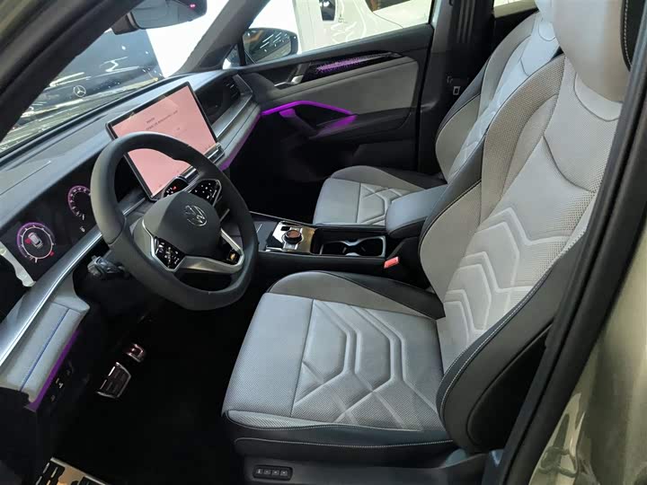 Фото 7 - Volkswagen Tayron