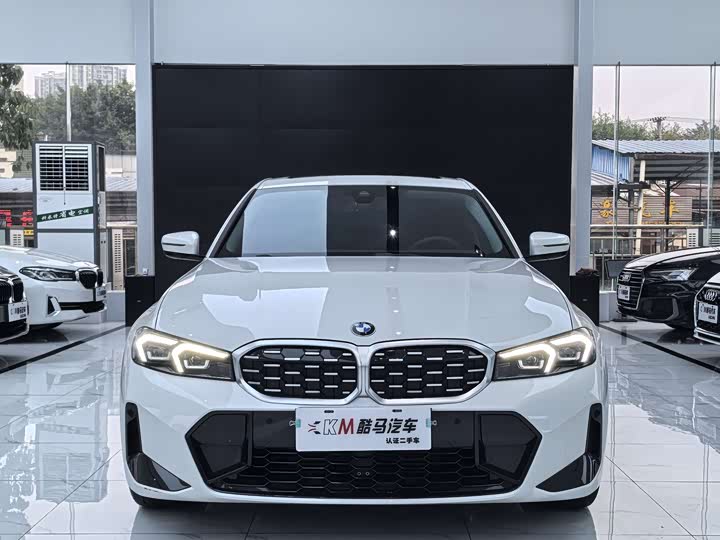 Фото 2 - BMW 3 Series