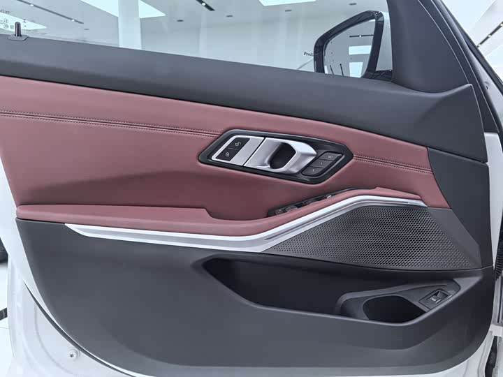 Фото 6 - BMW 3 Series