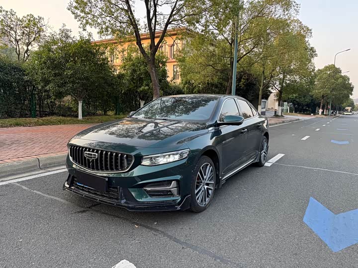 Фото 1 - Geely Preface