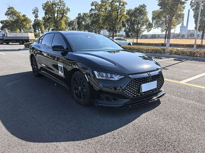 Фото 3 - BYD Han