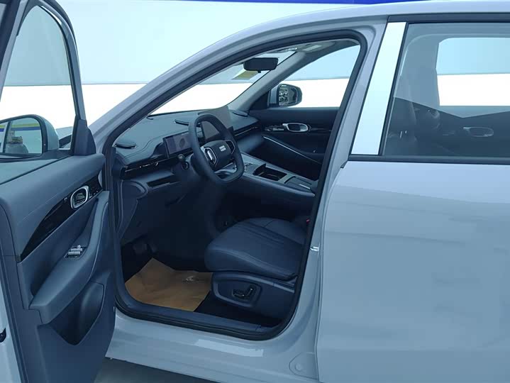 Фото 9 - Geely Galaxy E5