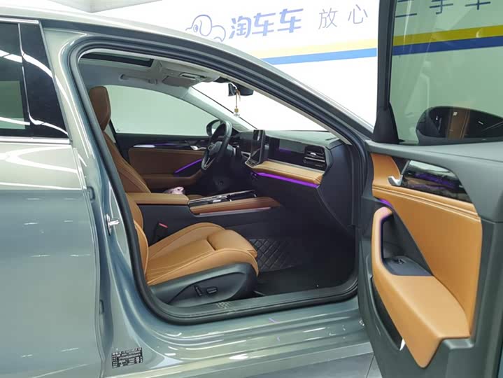 Фото 8 - Volkswagen Magotan