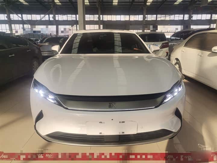 Фото 3 - BYD Han