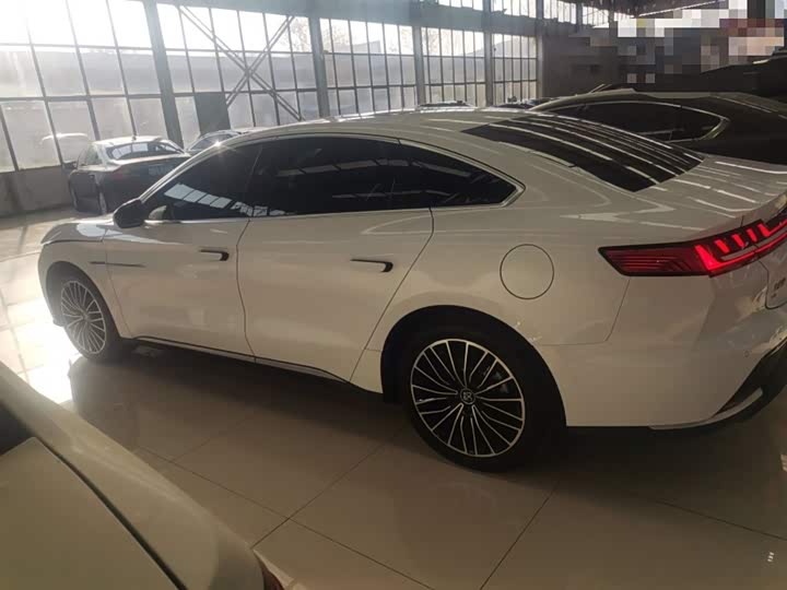 Фото 5 - BYD Han