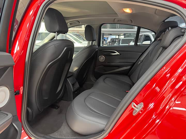 Фото 5 - BMW 1 Series