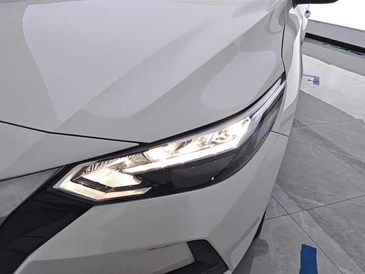 Фото 5 - Nissan Sylphy