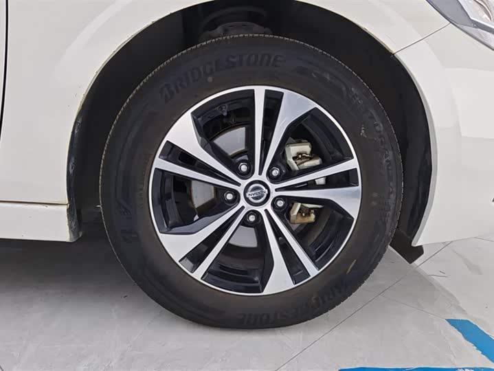 Фото 6 - Nissan Sylphy