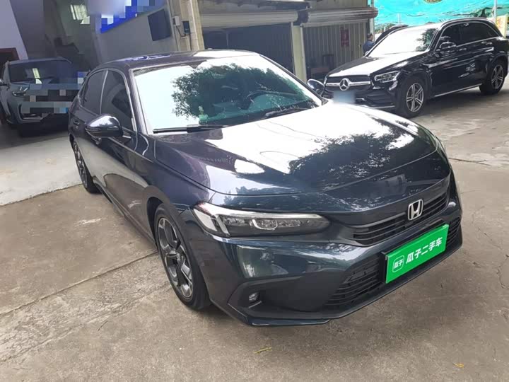 Фото 4 - Honda Civic