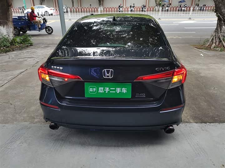 Фото 6 - Honda Civic