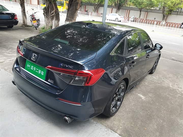 Фото 7 - Honda Civic