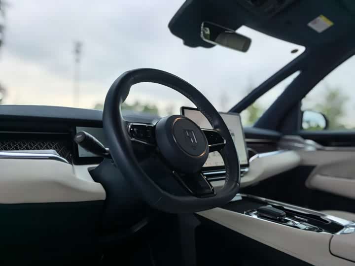 Фото 5 - Zeekr 009