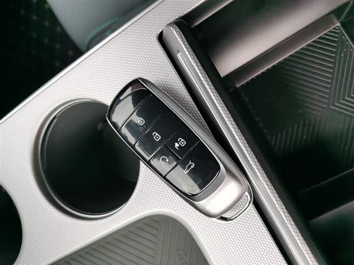 Фото 9 - GAC Aion Y