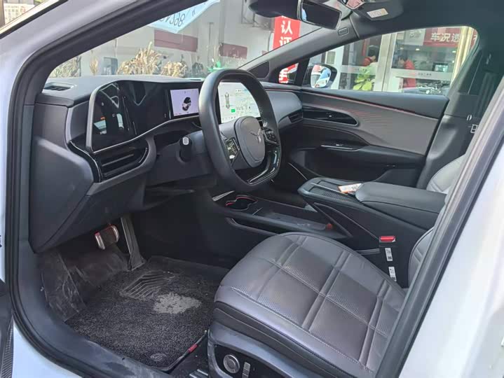 Фото 9 - Hongqi EH7