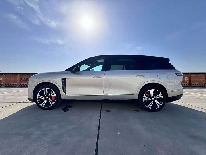 Фото 5 - Nio ES8