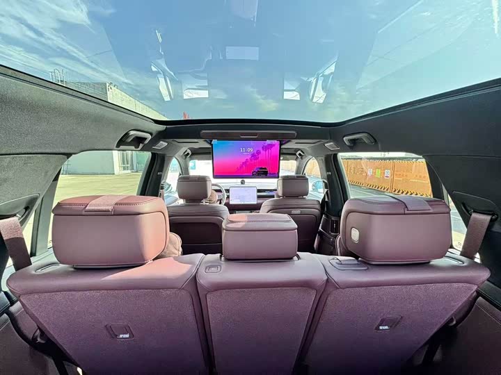 Фото 6 - Nio ES8